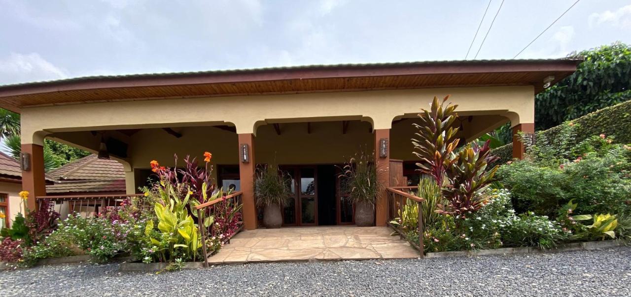Ahadi Lodge Arusza Zewnętrze zdjęcie